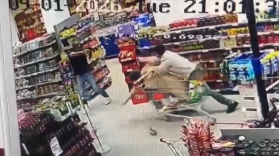 Ankara Sincan'da Markette Çıkan Silahlı Kavga Panik Yarattı