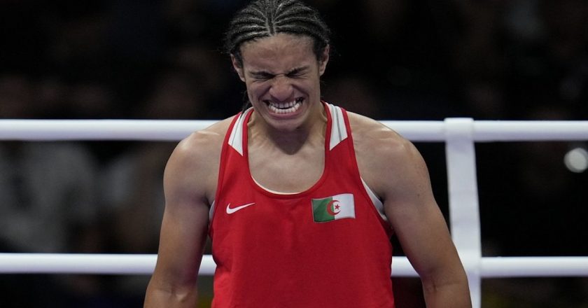 Cinsiyet tartışmalarının odağındaki Cezayirli boksör Khelif, Paris 2024'te yarı finale yükseldi
