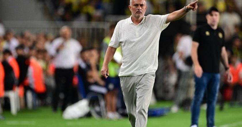 Mourinho kararını verdi: F.Bahçe'de 9 başlıyor!  – En güncel spor haberleri