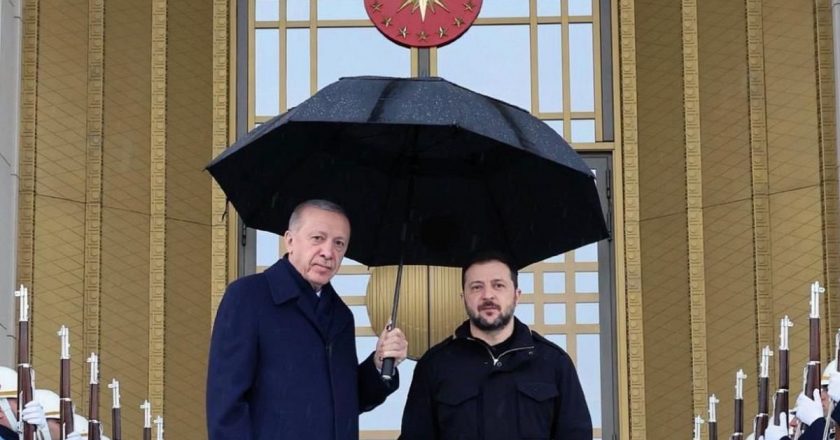 Trump – Zelenskiy mücadelesinin ardından Erdoğan Ankara’daki Ankara Ukrayna Büyükelçiliği’nden hisse