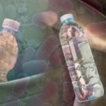 Sıcaklarda arabada unutulan su, sessiz bir tehdit! Serinlemek isterken hasta olmayın: Plastik şişeler kimyasal bir tehlike olabilir mi?