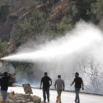 Adın’ın Söke ilçesindeki orman yangınına 15 hava aracı ile müdahale ediliyor