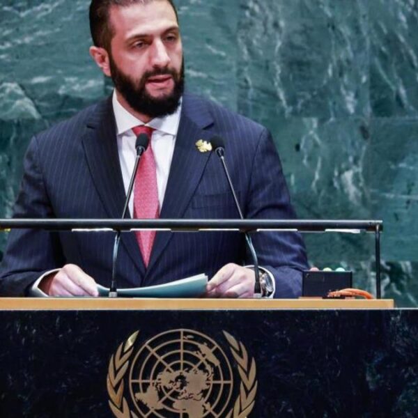 ABD, Suriye Cumhurbaşkanı Şara’yı ‘küresel terör listesi’nden çıkardıDünya Haberleri