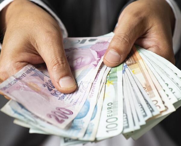 GÜNCEL DÖVİZ KURU FİYATLARI 19 KASIM 2025 || Serbest piyasada dolar, euro ne kadar, kaç TL ediyor? Döviz kuru fiyatları son durum nedir?