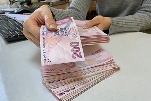 Adalet Kurulu Üyesi Başlattığı Dava Sayesinde Emekli Maaşlarında Önemli Artış Yakında