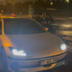 TEM Otoyolu’nda aracını bırakıp uykuya yattı